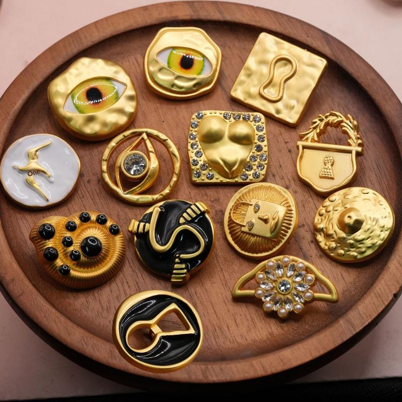 Bouton Métallique Vintage en F - Craft Embellishment avis et prix